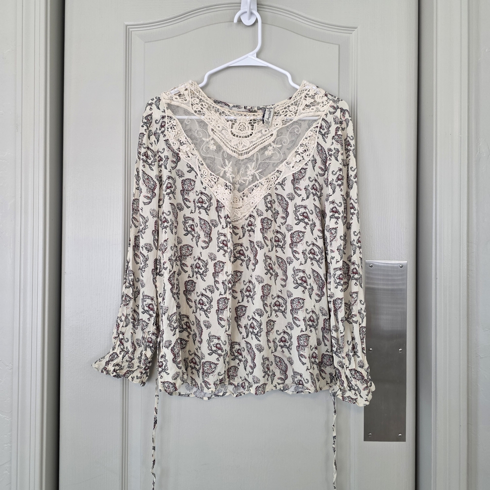 American Rag Cream Paisley Lace-Trim Peasant Blouse